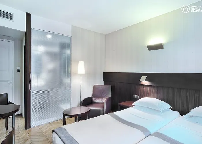 Armena, Condé Nast Johansens